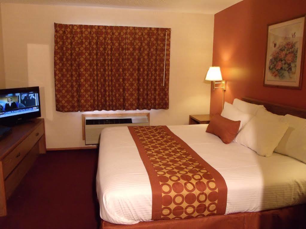 Americas Best Value Inn And Suites - Nevada Exterior photo